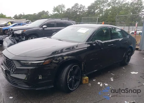 2023 Honda Accord Hybrid Sport-L z USA, uszkodzony, nr VIN 1HGCY2F77PA034108